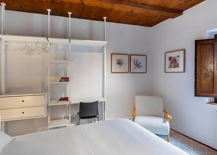 Uffizi Apartamento *