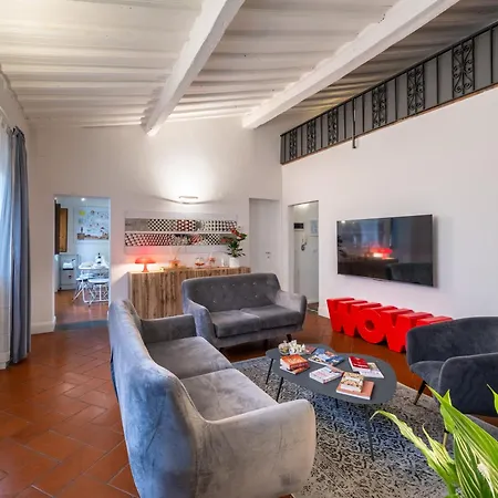 Uffizi Апартаменты *